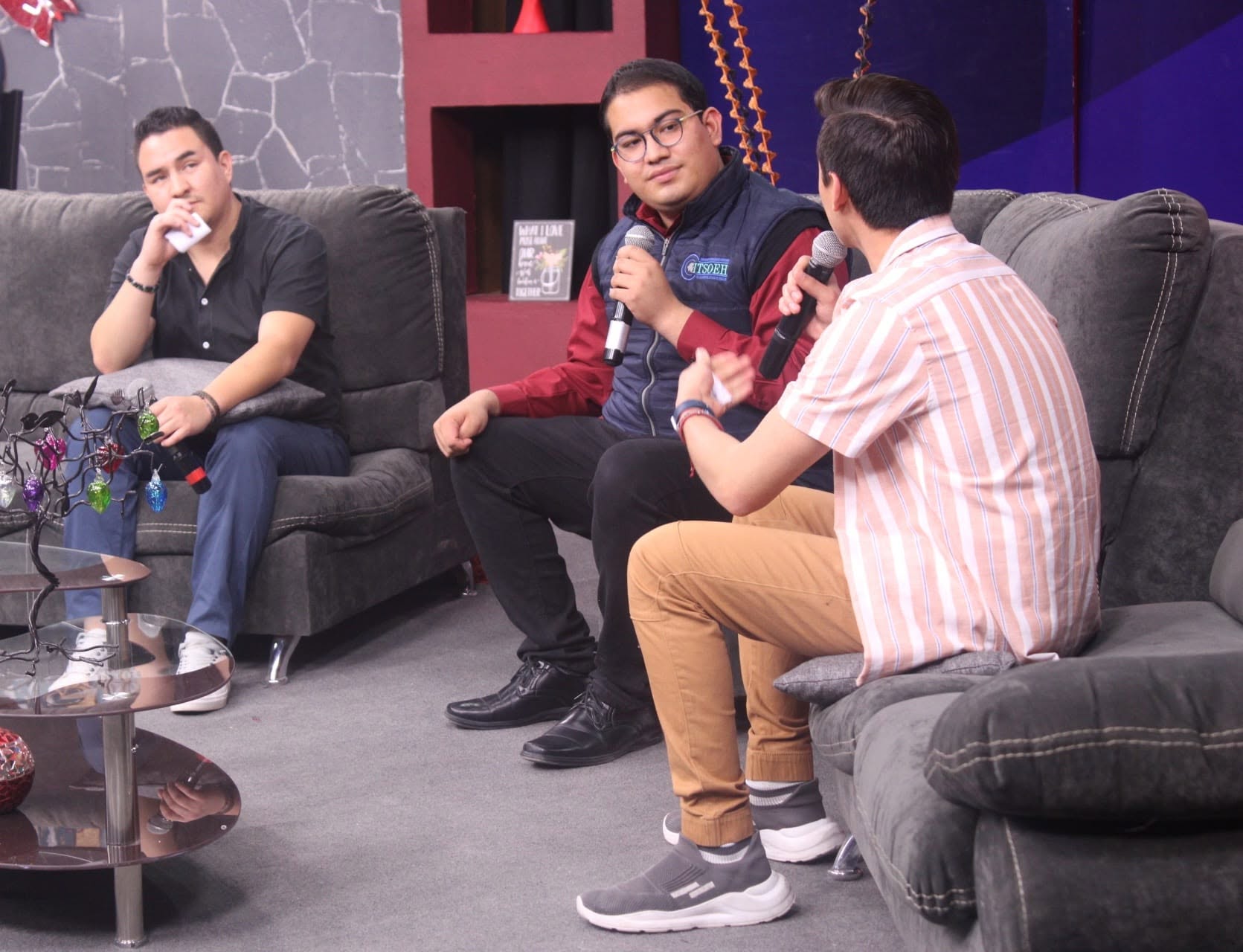 Christian Elías Cruz González durante una entrevista en televisión — foto de prensa 1